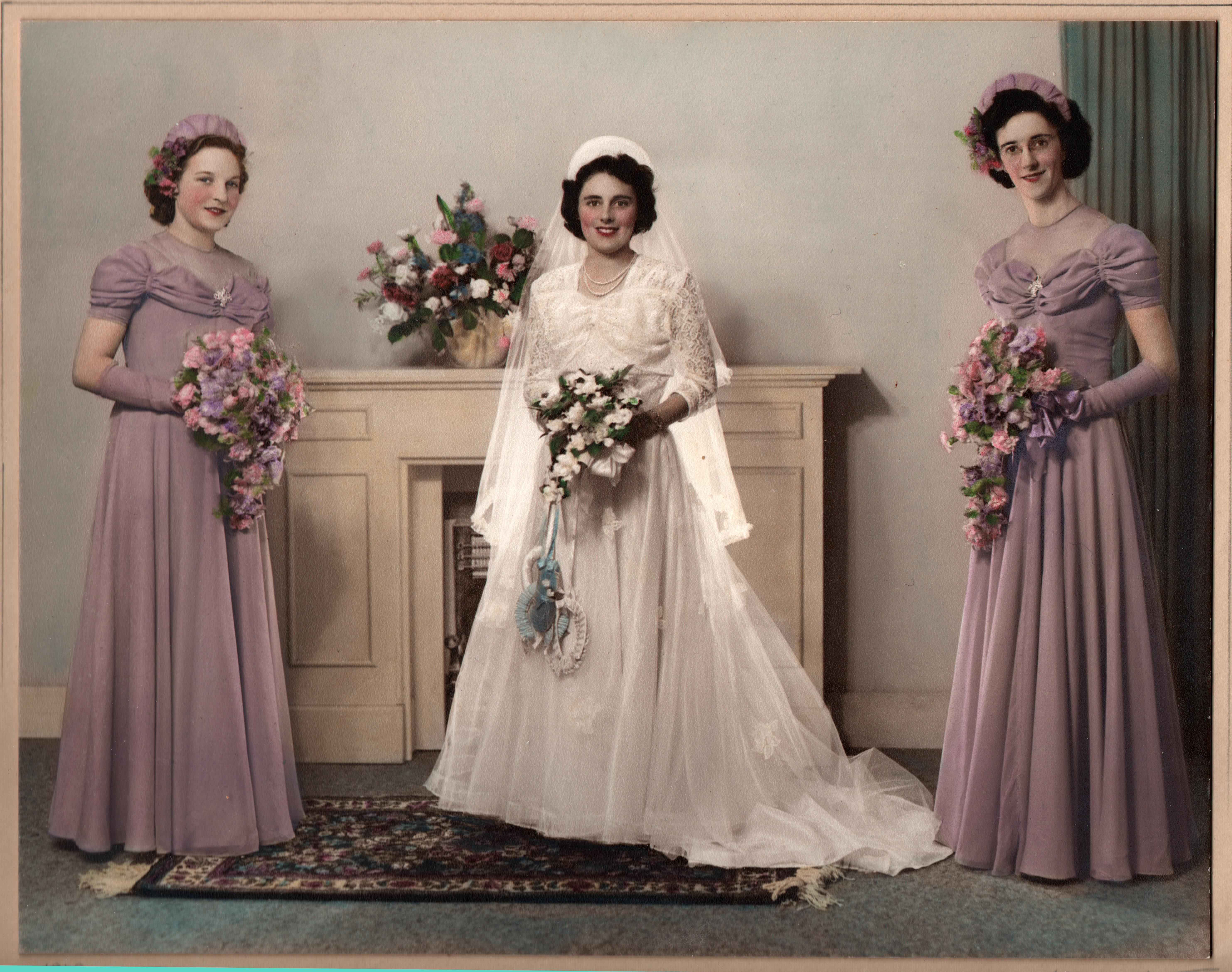 Dorothys and her bridesmaids
